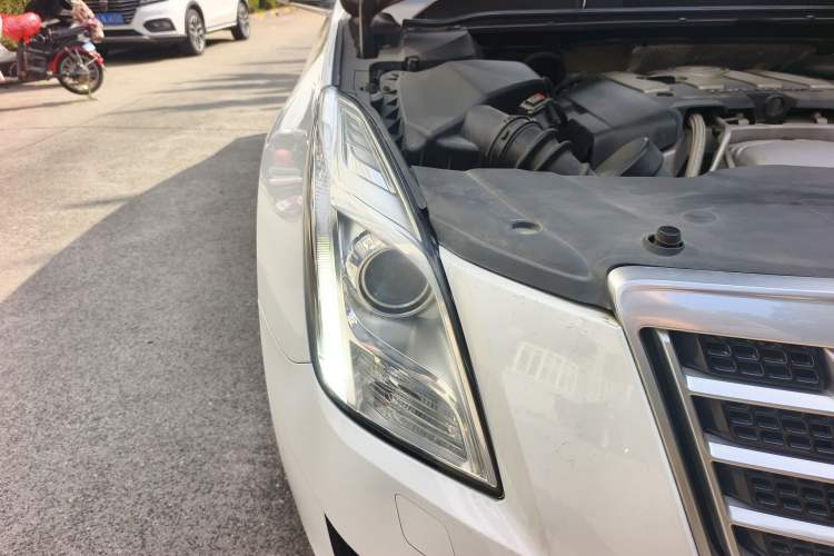 Used Cadillac XTS 2014 28T Comfort Version
