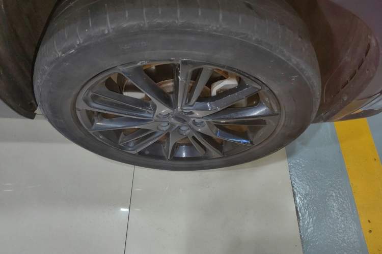 Used Geely Auto Monjaro New Energy 2021 ePro YAOXINGZHE Pure Electric Range 56 KM Left Front Wheel Hub