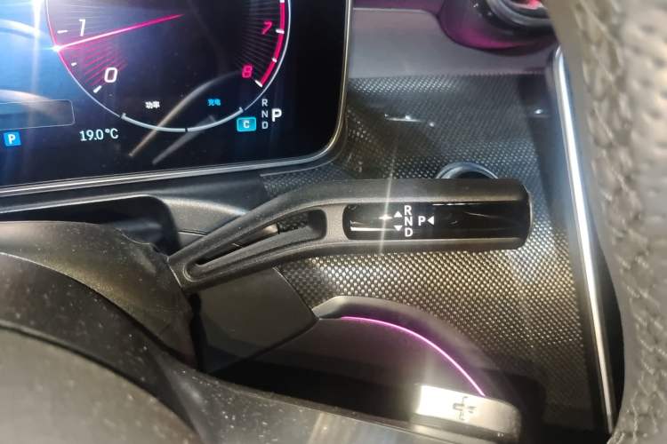 Used Mercedes-Benz C-Class 2023 Restyled C 260 L Sport Edition Gear Lever