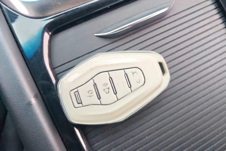 Used JETOUR X90 2019 1.6T DCT Luxury Touring Edition 5 Seats China VI Standard Interior 1