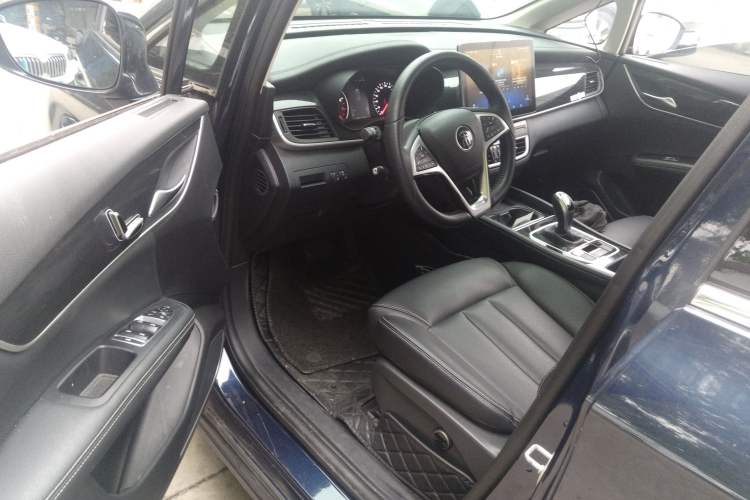 Used BYD Song MAX 2019 1.5T Automatic Smart Connect ZhiLian RuiDong Model 7 Seats China V Emission Standard Driver Seat