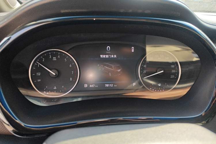 Used Buick GL8 2021 Land Cruiser Executive 652T Premium Model
