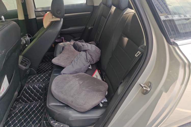 Used Volkswagen Lavida 2019 1.5L Automatic Comfort Edition China VI Standard