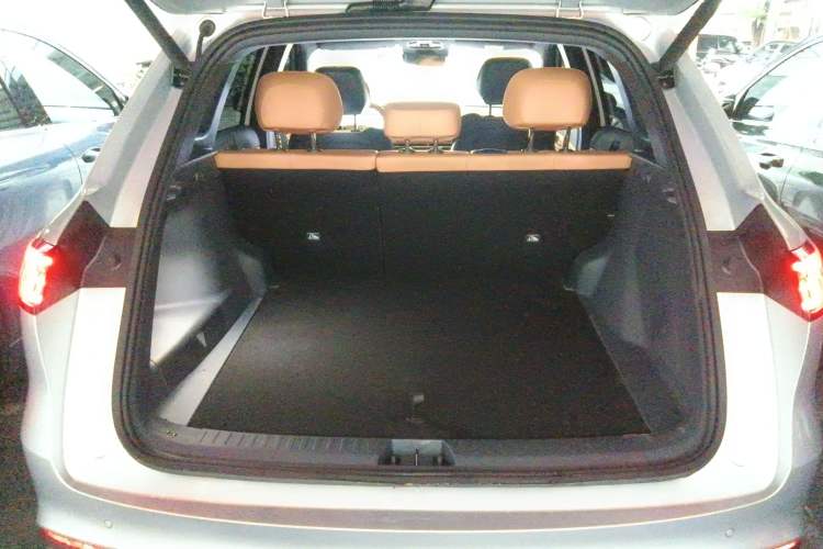 Used Geely Galaxy Galaxy Xingjian 7 EM-i 2025 120km Flagship Edition