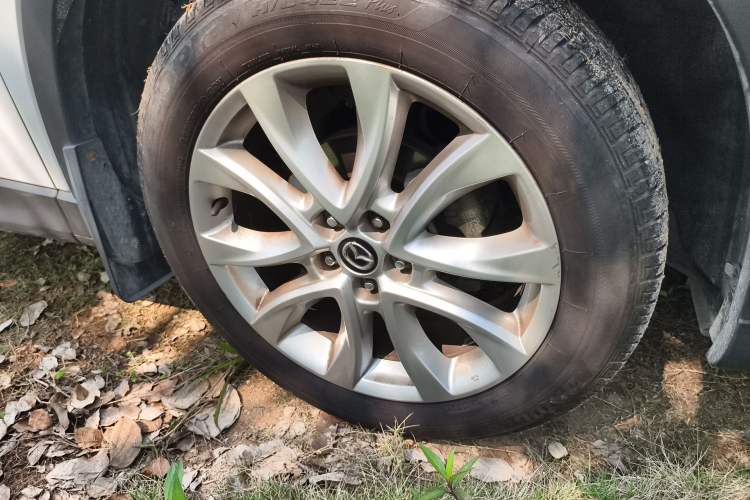 Used Mazda CX-5 2015 2.5L Automatic 4x4 Flagship Model Right Front Wheel Hub