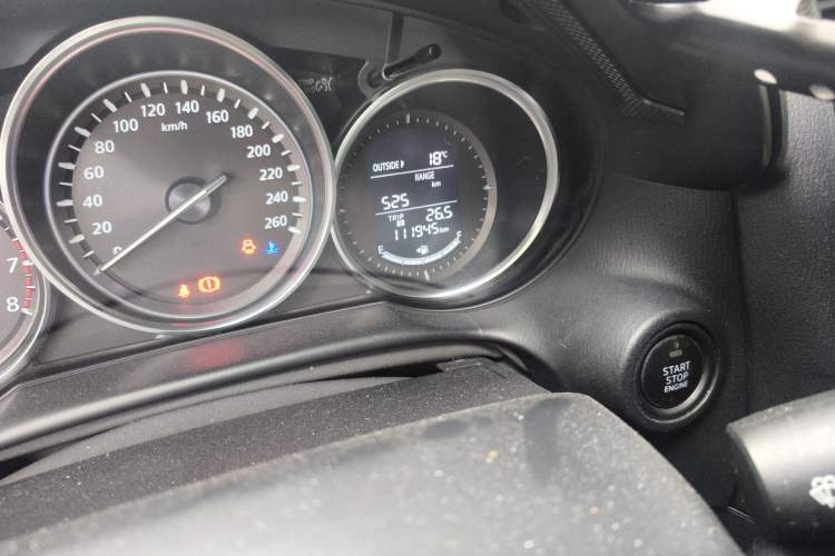 Used Mazda CX-5 2012 2.0L 4x4 Luxury Edition Odometer Close Up