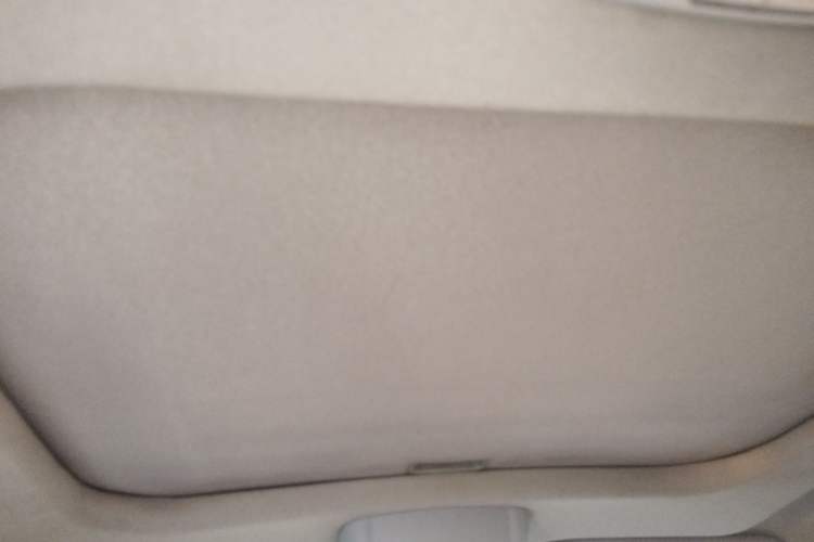 Used Huatai Santa Fe Classic 2012 2.0T Diesel Automatic 4x4 Prestige Version Headliner