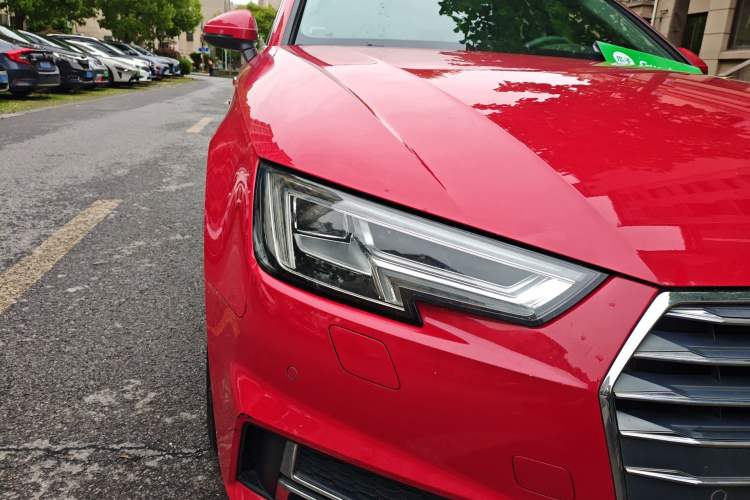 Used Audi A4L 2018 30th Anniversary Edition 40 TFSI Fashion Model Right Front Headlight