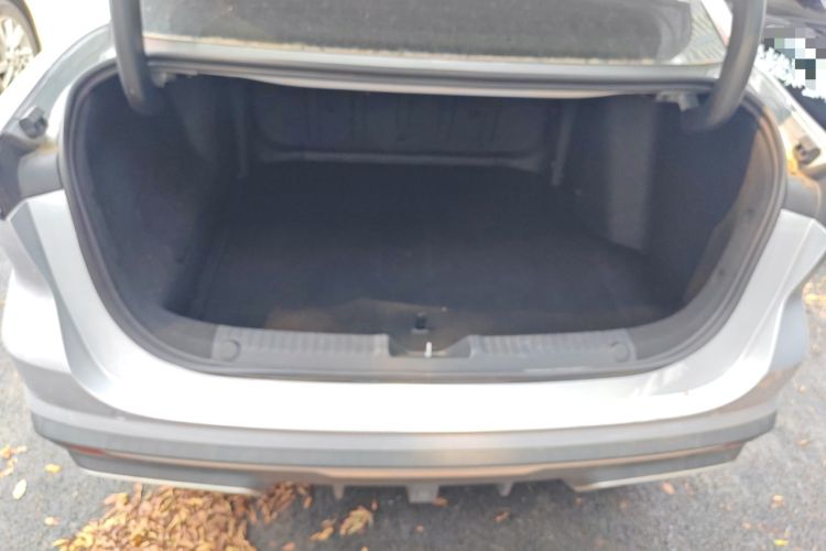 Used Geely Galaxy L6 2025 EM-i 140km Starship Edition Trunk