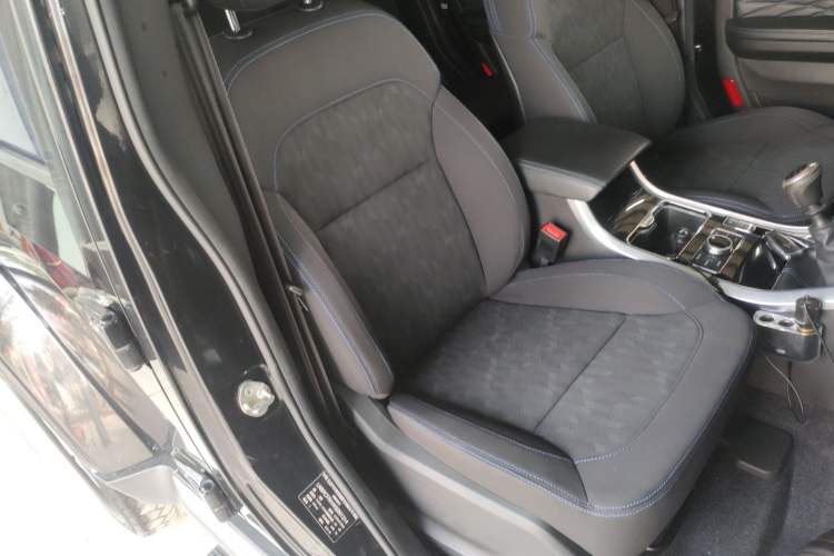 Used BAIC Off-Road BJ40 2018 PLUS 2.0D Manual Four-Wheel Drive Prestige Model China V Emission Standard
