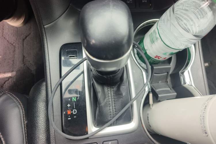 Used Toyota Highlander 2018 2.0T Four-Wheel Drive Prestige Version 7 Seats China VI Standard