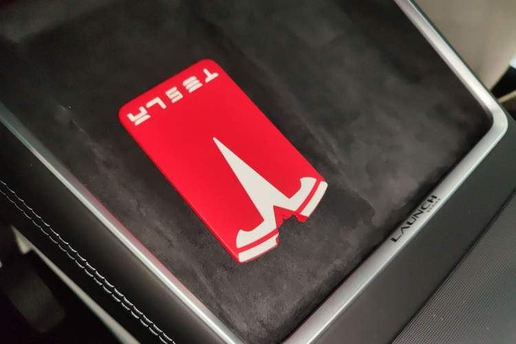 Used Tesla Model Y 2025 Rear-Wheel Drive First Edition