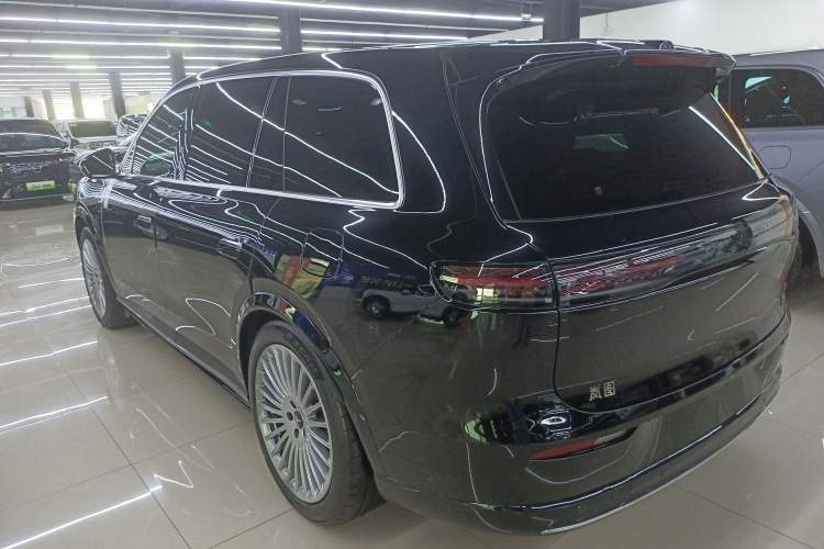 Used VOYAH Titan 2026 Model Max+ Rear Left 45 Deg