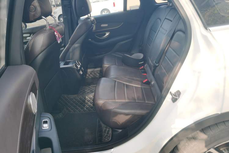 Used Mercedes-Benz GLC 2021 GLC 260 L 4MATIC Luxury Model Left Rear Seat