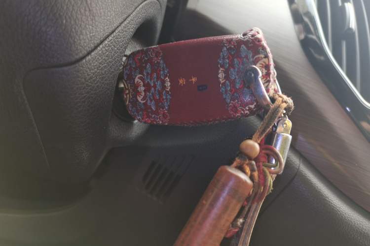 Used FAW Senya R7 2016 1.6L Manual Luxury Model