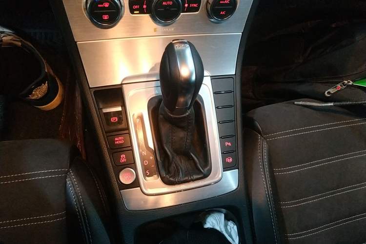 Used Volkswagen FAW-Volkswagen CC 2016 1.8TSI Luxury Model