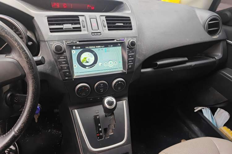 Used Mazda 5 2013 2.0L Automatic Luxury Edition Audio And AC Panel