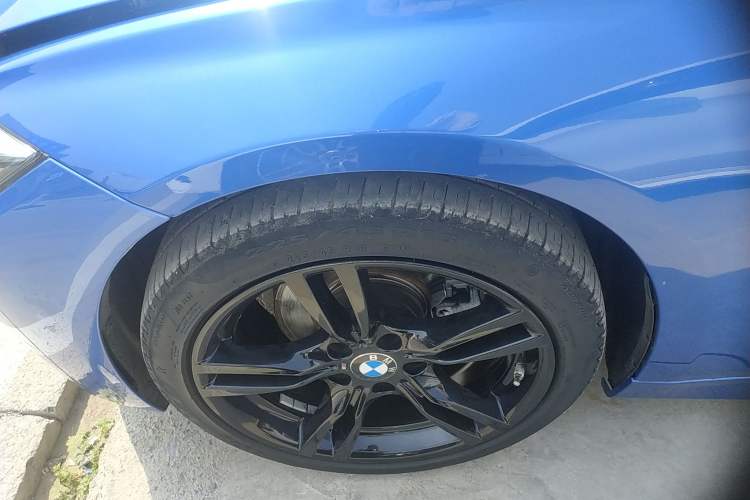 Used BMW 3 Series 2018 320i M Sport Package Left Front Wheel Hub