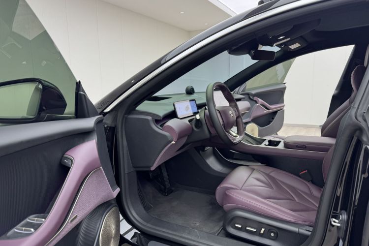 Used Nio ET5T 2025 75 kWh Touring Driver Seat