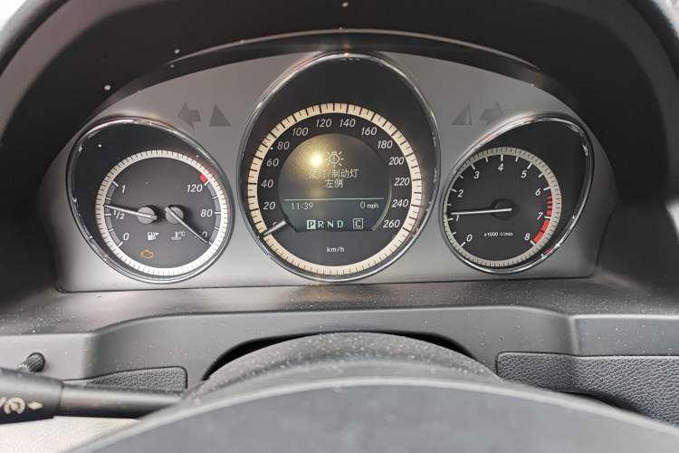 Used Mercedes-Benz C-Class 2010 C 260 Fashion Model