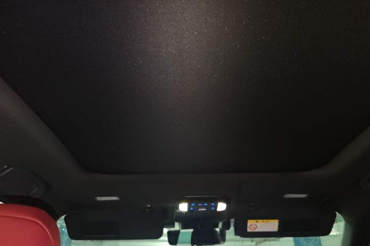 Used Toyota Crown Kluger 2021 2.5L HEV Four-Wheel Drive Flagship Edition Headliner