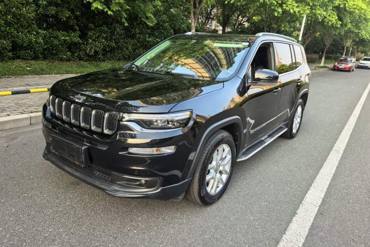 Used Jeep Commander 2018 2.0T Two-Wheel Drive Enjoyment Version China VI Emission Standard