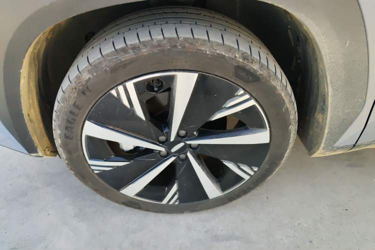 Used Geely Auto FX11 2023 1.5TD DCT Prestige Edition