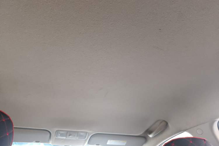 Used Kia K2 2015 Sedan 1.4L MT GLS
