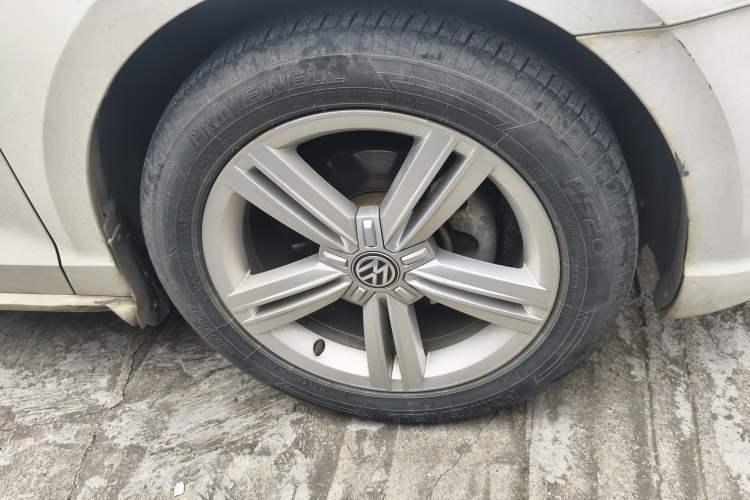 Used Volkswagen Lamando 2015 280TSI DSG Comfort Edition
