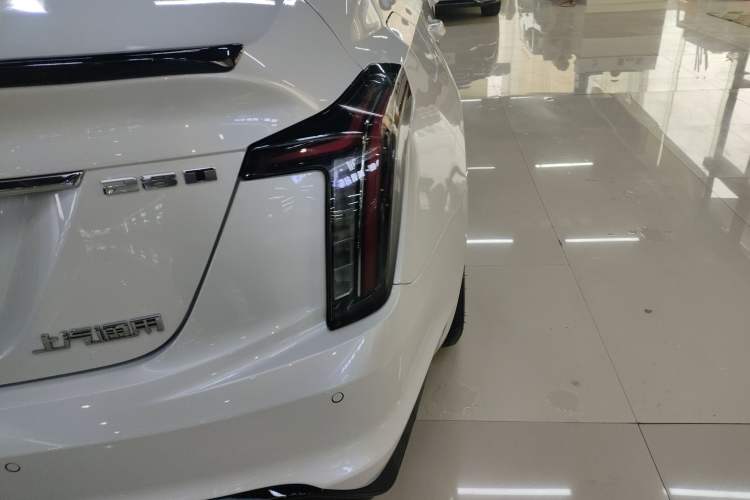 Used Cadillac CT5 2023 28T Prestige Model
