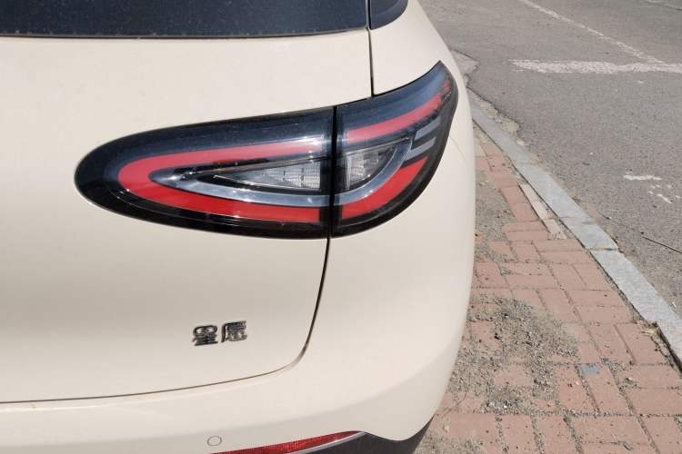 Used Geely Galaxy Geome 2025 410 km Free Version Right Rear Taillight