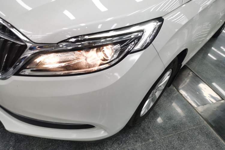 Used Buick GL8 2018 ES 28T Comfort Model China VI Standard