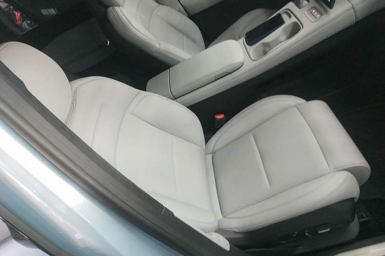 Used Nio ES6 2023 75 kWh
