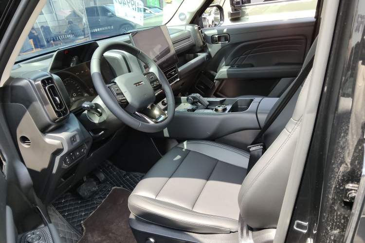 Used Haval Raptor New Energy 2024 Hi4 145 Cross-Over Edition Left Front Seat