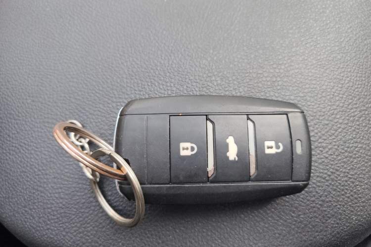 Used Changan CS75 2014 1.8T Automatic Elite Version China V Standard