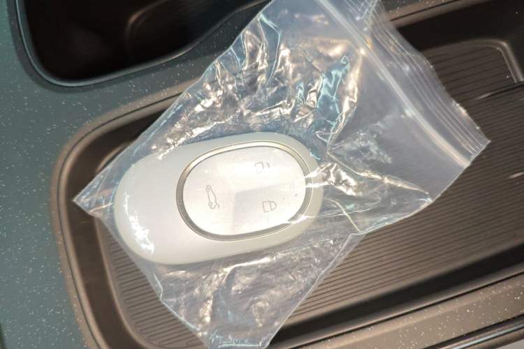 Used Nio ET5T 2024 75kWh Touring Vehicle Key