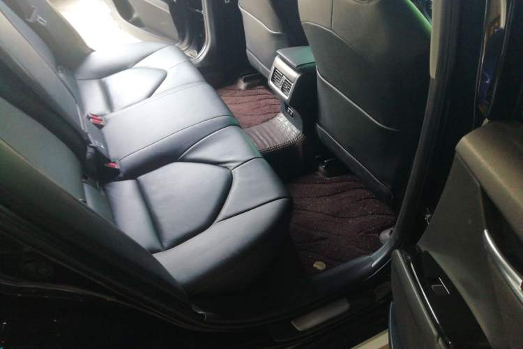 Used Toyota Camry 2023 2.5G Luxury Edition
