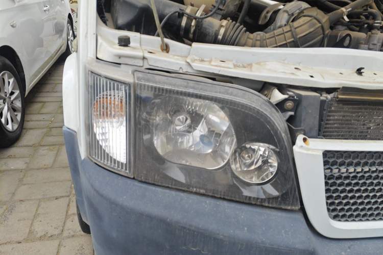 Used Ford Classic Transit 2016 2.8T Diesel Short-Wheelbase 6-Seater Mid-Roof Multifunction Vehicle JX493ZLQ4
