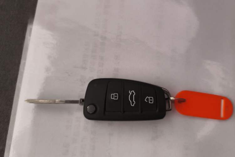 Used Chery QQ Ice Cream 2022 170km Sundae Phosphate Lithium-Ion