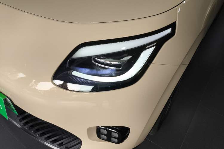 Used AION UT 2025 330 Starlight Edition
