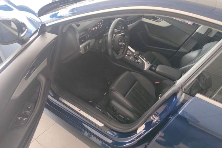 Used Audi A5 2017 Coupe 45 TFSI quattro Sport Edition
