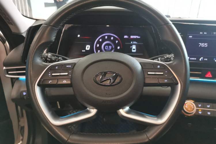 Used Hyundai Elantra 2022 1.5L CVT GLX Elite Edition Steering Wheel