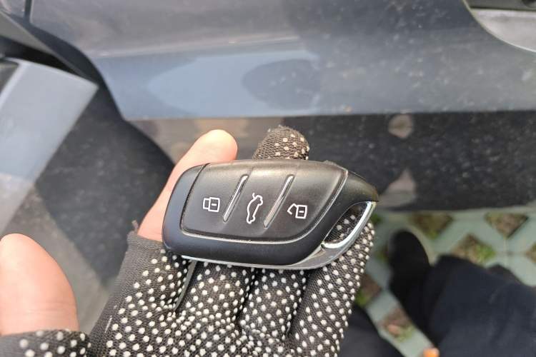 Used Roewe i5 2023 1.5L CVT Luxury Edition
