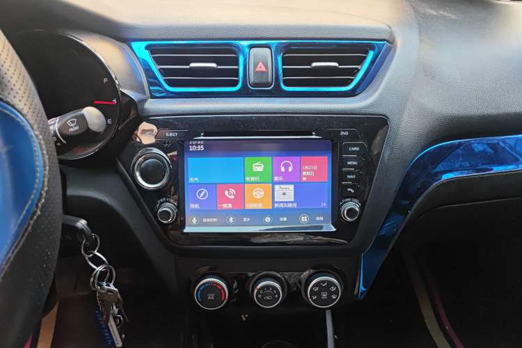 Used Kia K2 2015 Sedan 1.4L MT GLS