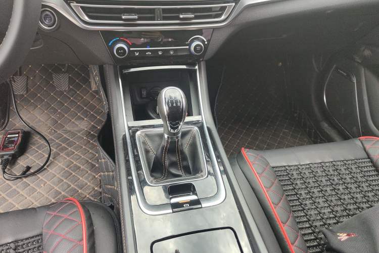 Used CHANGAN Eado 2018 1.6L GDI Manual Fashion Edition
