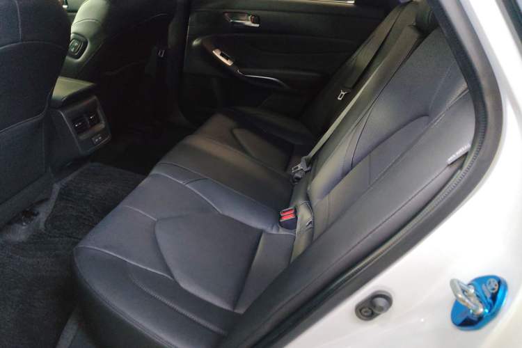 Used Toyota Avalon 2022 2.0L Luxury Edition