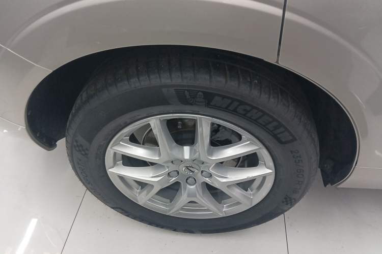 Used Volvo XC60 2021 T5 4x4 Smart Luxury Edition Right Rear Wheel Hub