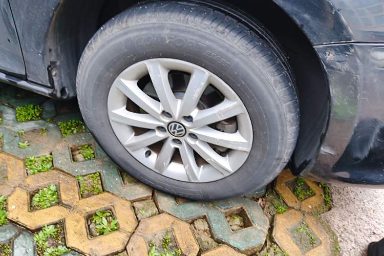 Used Volkswagen Bora 2012 1.6L Manual Comfort Model
