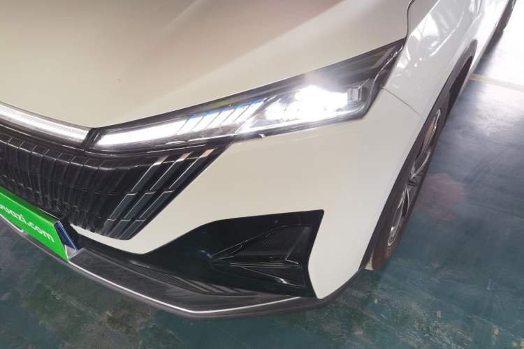 Used Dongfeng Aeolus Mage 2023 1.5T Luxury Edition
