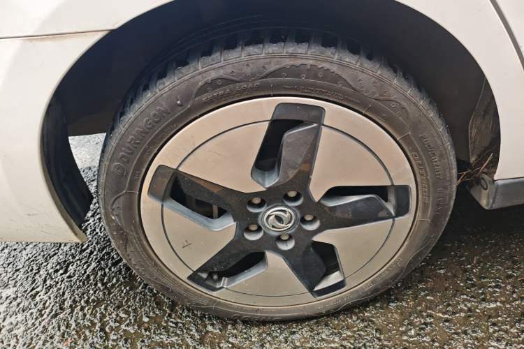 Used Dongfeng Aeolus E70 2023 PRO Smart Drive Edition Right Rear Wheel Hub